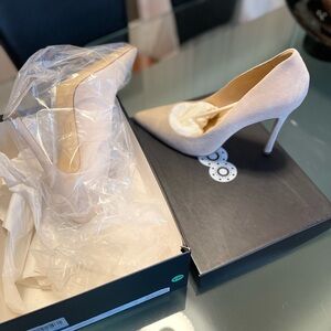 Beautiful suede stiletto pumps. Brand new.